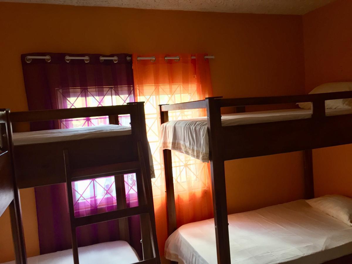 Yaad Hostel Montego Bay Zewnętrze zdjęcie