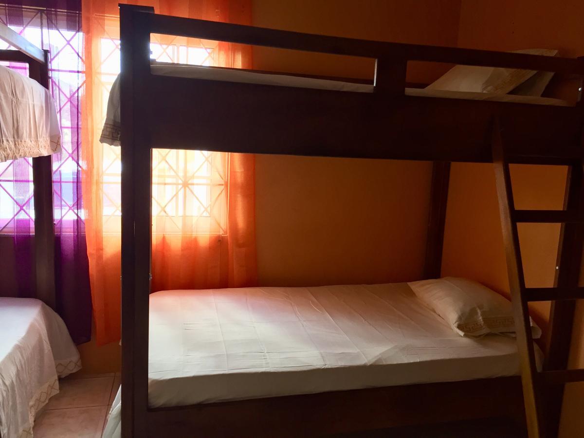Yaad Hostel Montego Bay Zewnętrze zdjęcie