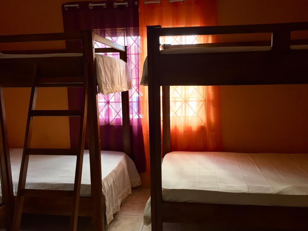 Yaad Hostel Montego Bay Zewnętrze zdjęcie