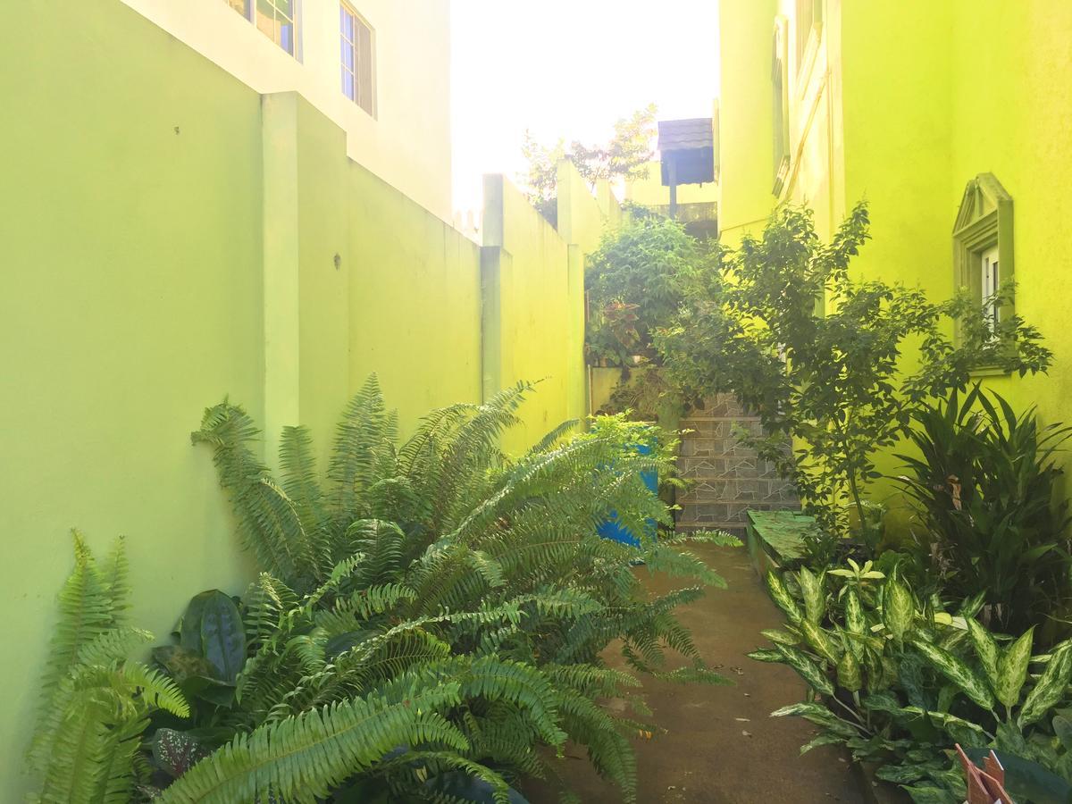 Yaad Hostel Montego Bay Zewnętrze zdjęcie