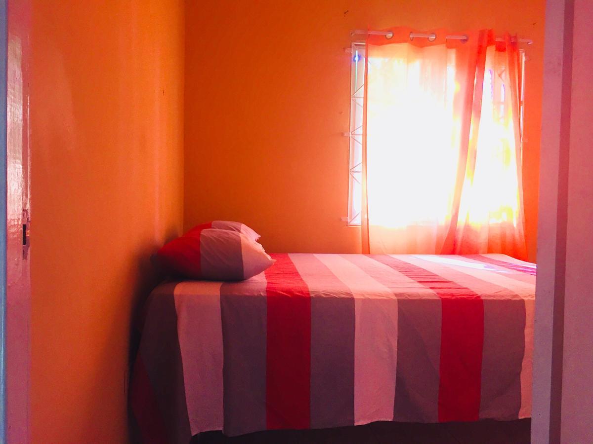 Yaad Hostel Montego Bay Zewnętrze zdjęcie