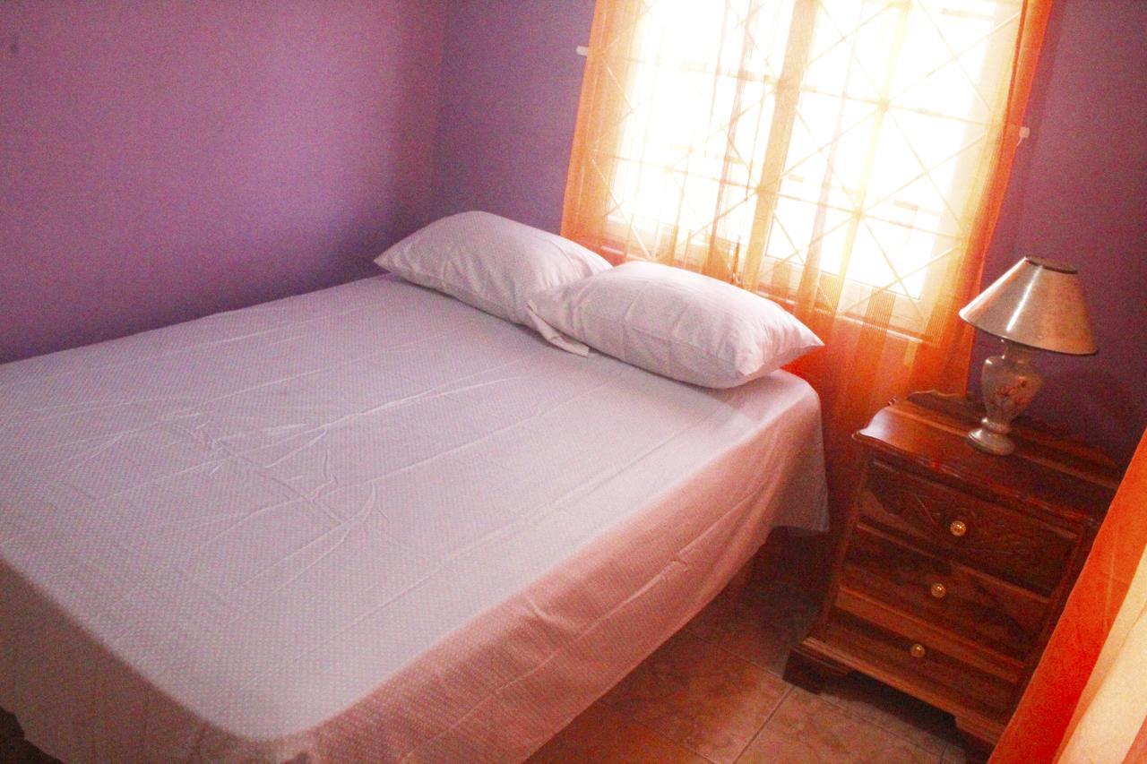 Yaad Hostel Montego Bay Zewnętrze zdjęcie