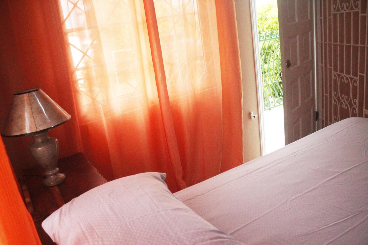 Yaad Hostel Montego Bay Zewnętrze zdjęcie