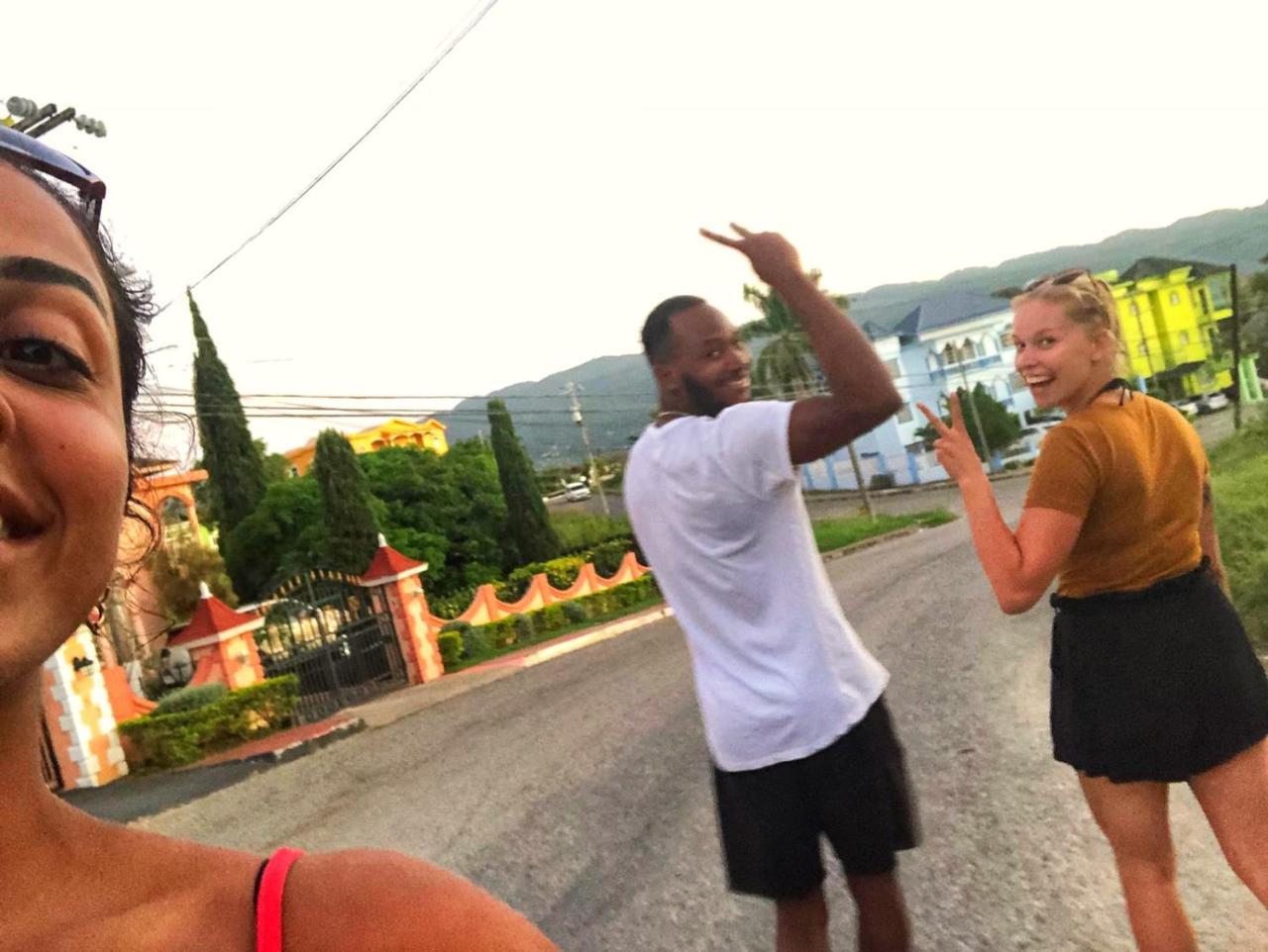 Yaad Hostel Montego Bay Zewnętrze zdjęcie