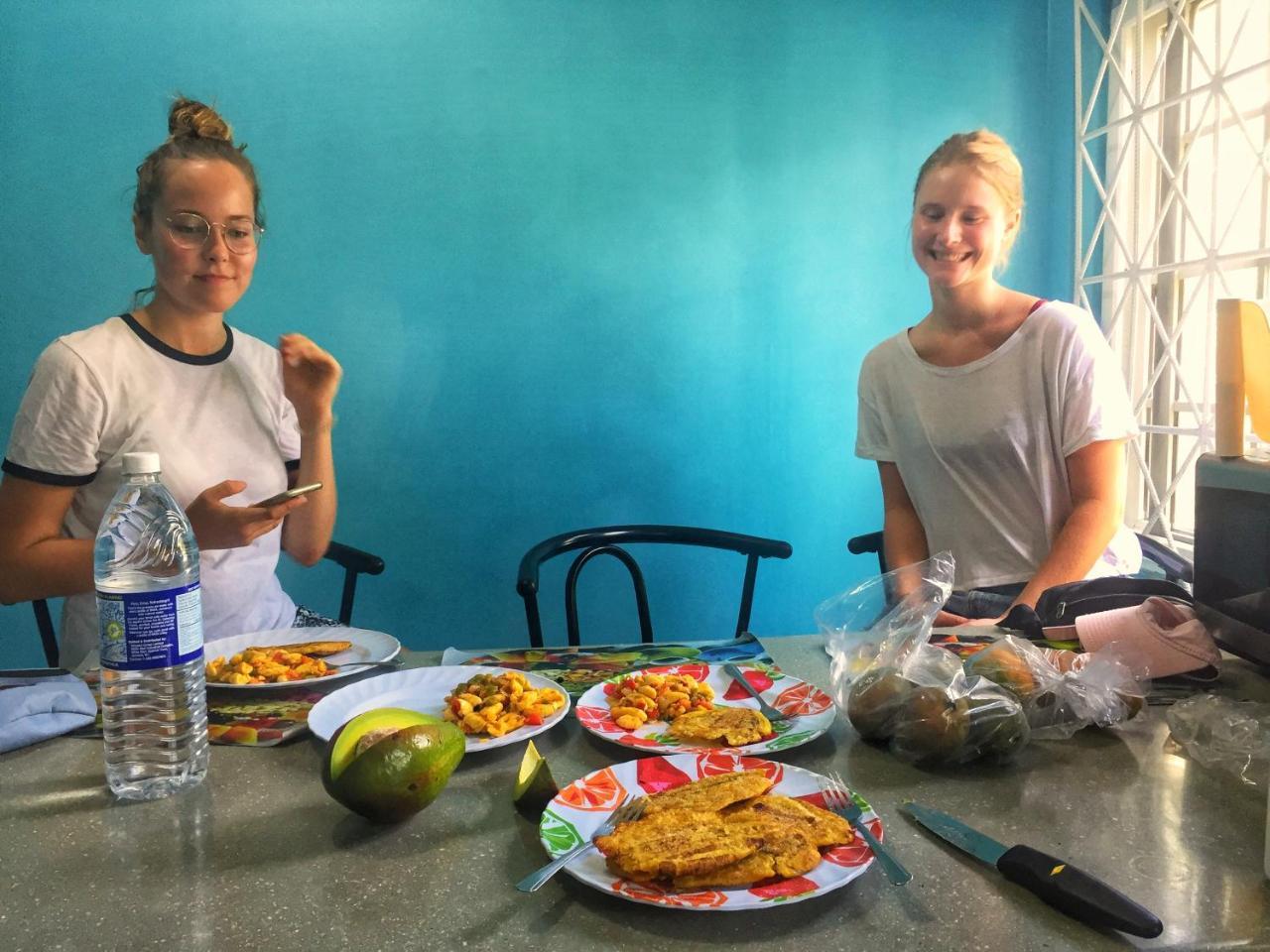 Yaad Hostel Montego Bay Zewnętrze zdjęcie